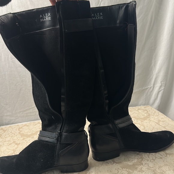 Ladies black suede boots, 8 1/2 - Picture 4 of 5